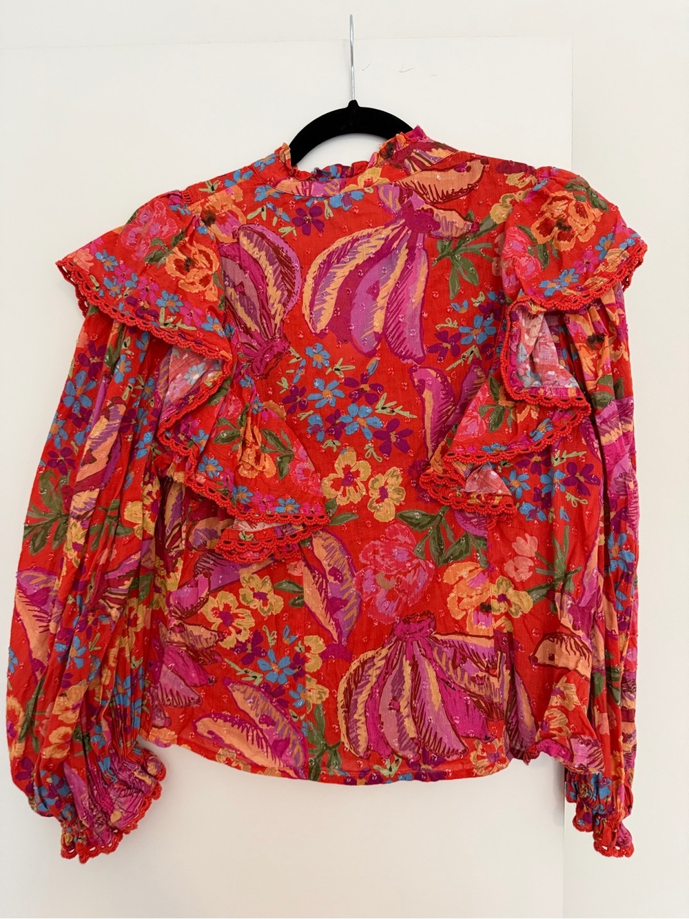 FARM Rio Red Multi Floral Ruffled Button-Down Blouse - Picture 4 of 4